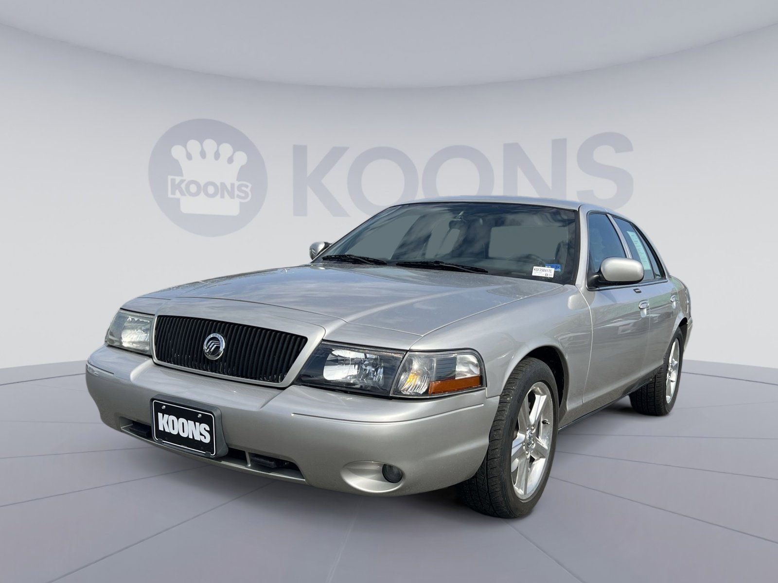 Used 2004 Mercury Marauder image 1