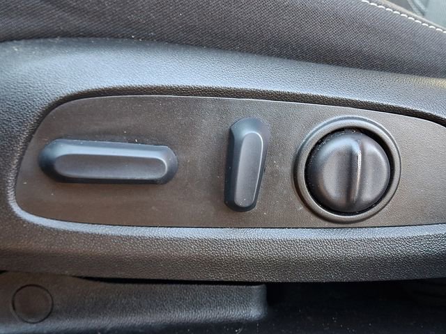 Used 2023 Chevrolet Blazer LT image 25