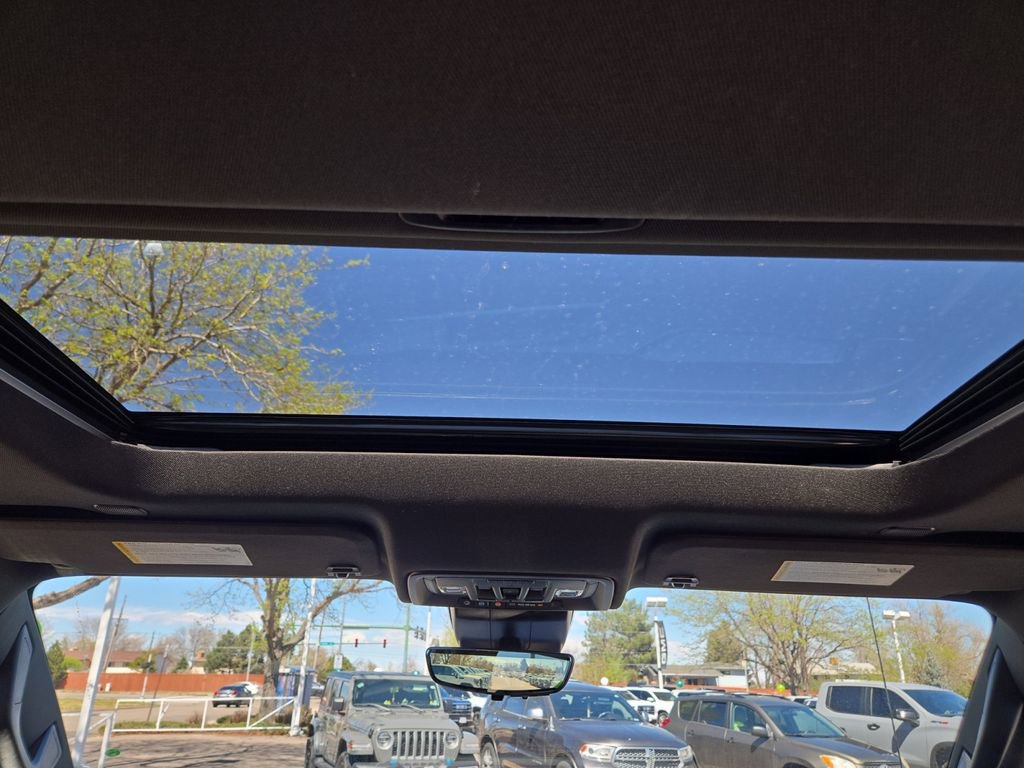 Used 2024 Chevrolet Silverado 1500 High Country w/ High Country Premium Package image 20