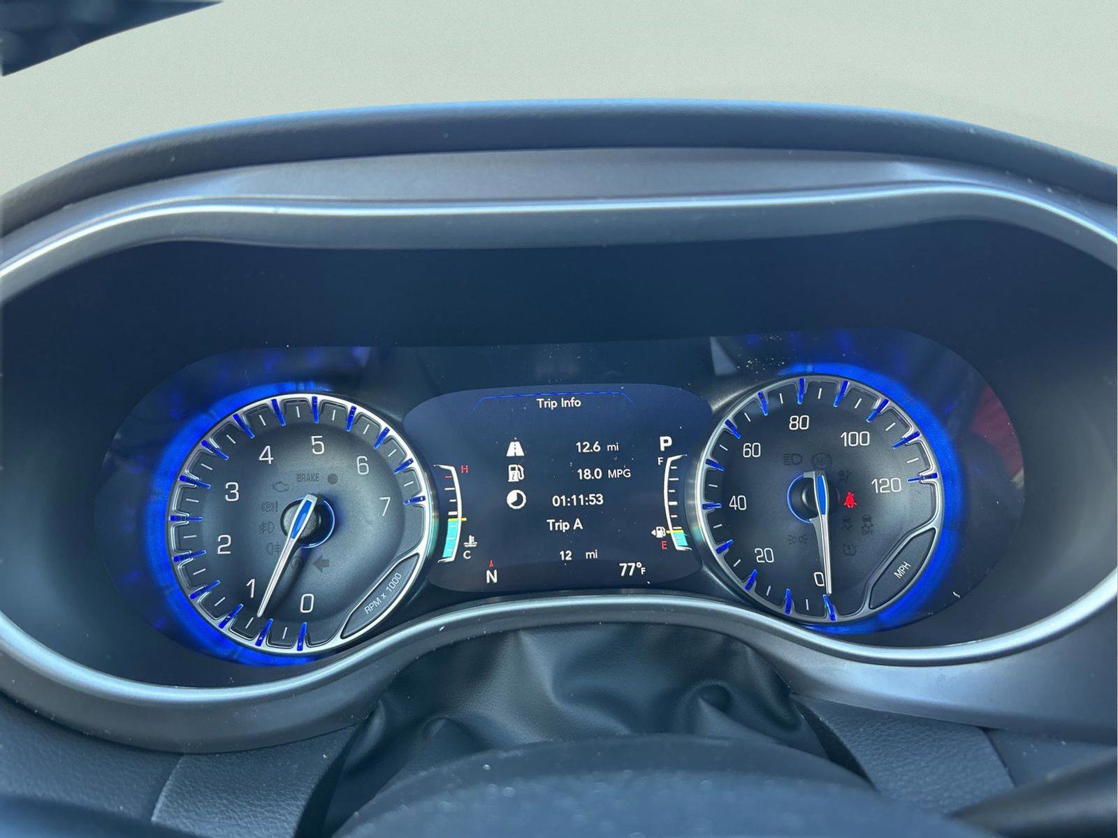 New 2026 Chrysler Voyager LX image 19