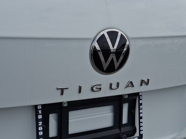 Used 2024 Volkswagen Tiguan SE FWD image 34