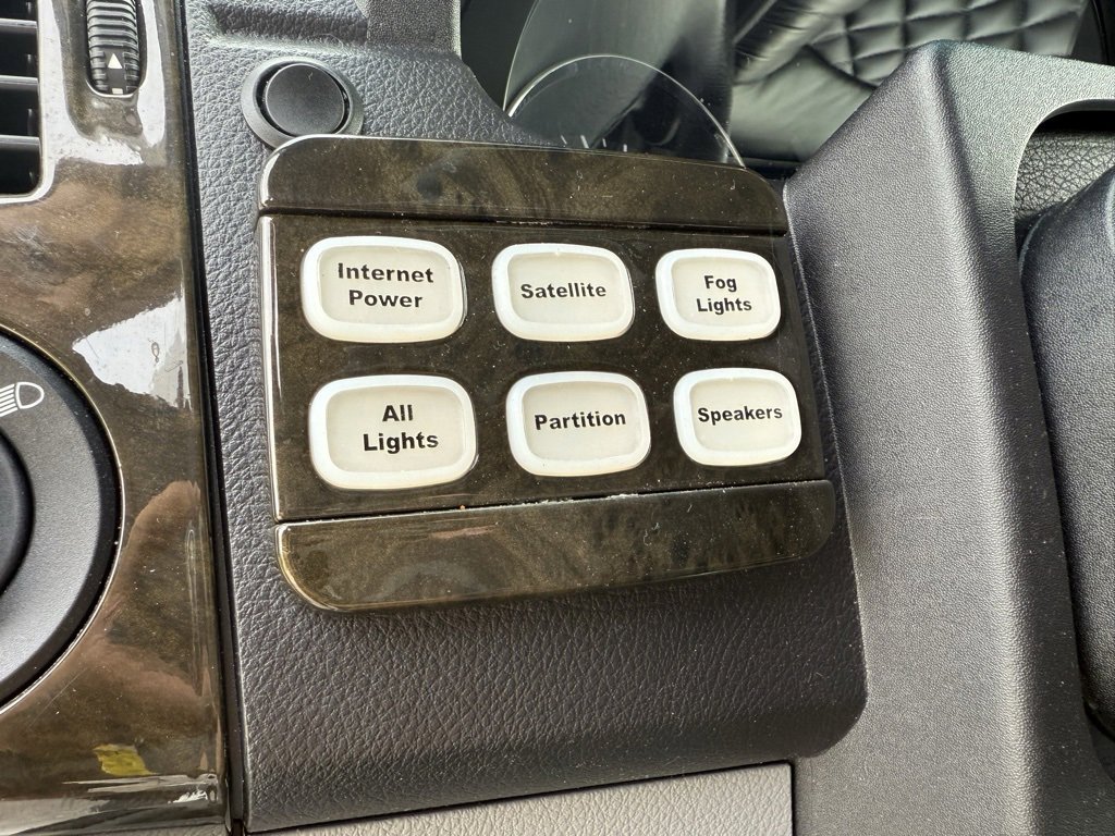 Used 2016 Mercedes-Benz Sprinter 3500 image 18