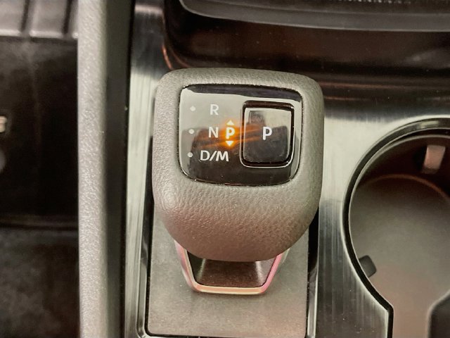 Used 2026 Nissan Rogue SV FWD image 17