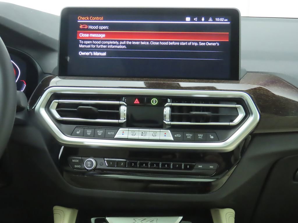 Certified 2025 BMW X4 xDrive30i image 14