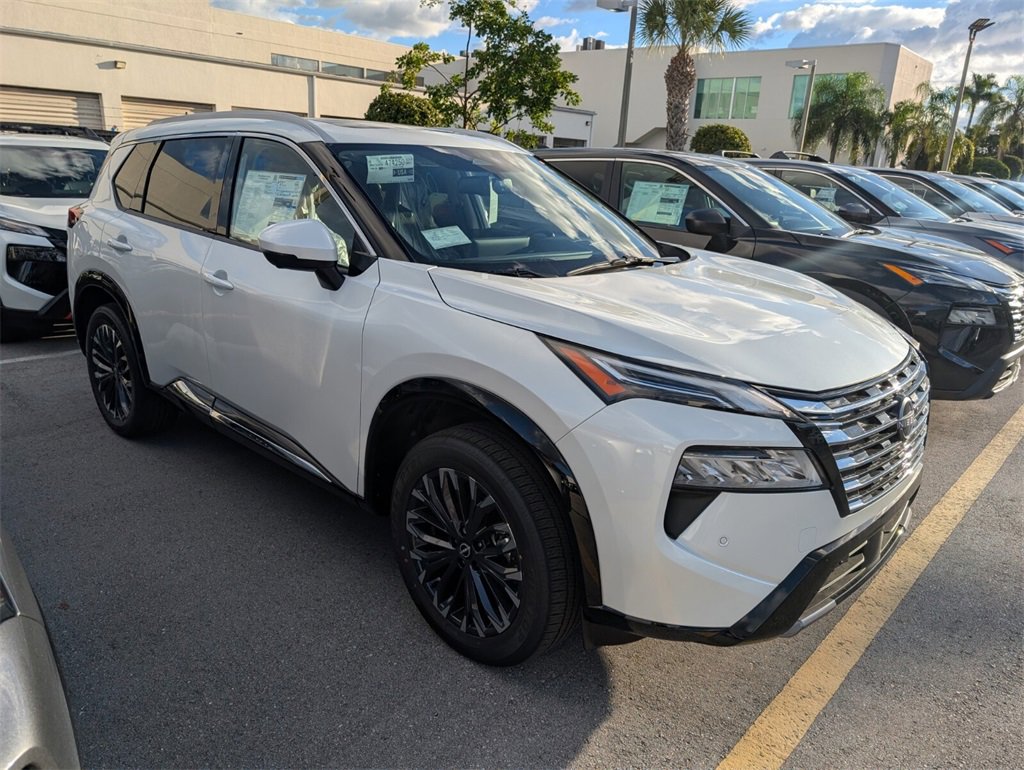 New 2026 Nissan Rogue Platinum w/ Platinum Premium Package image 2