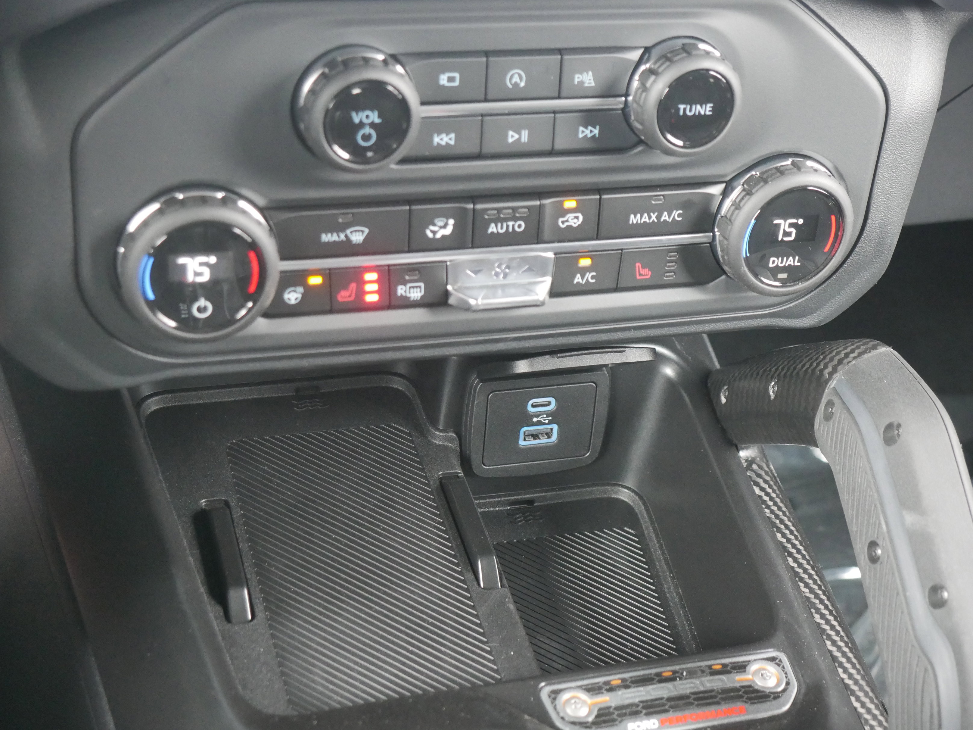 New 2025 Ford Bronco Raptor w/ Interior Carbon Fiber Pack image 18