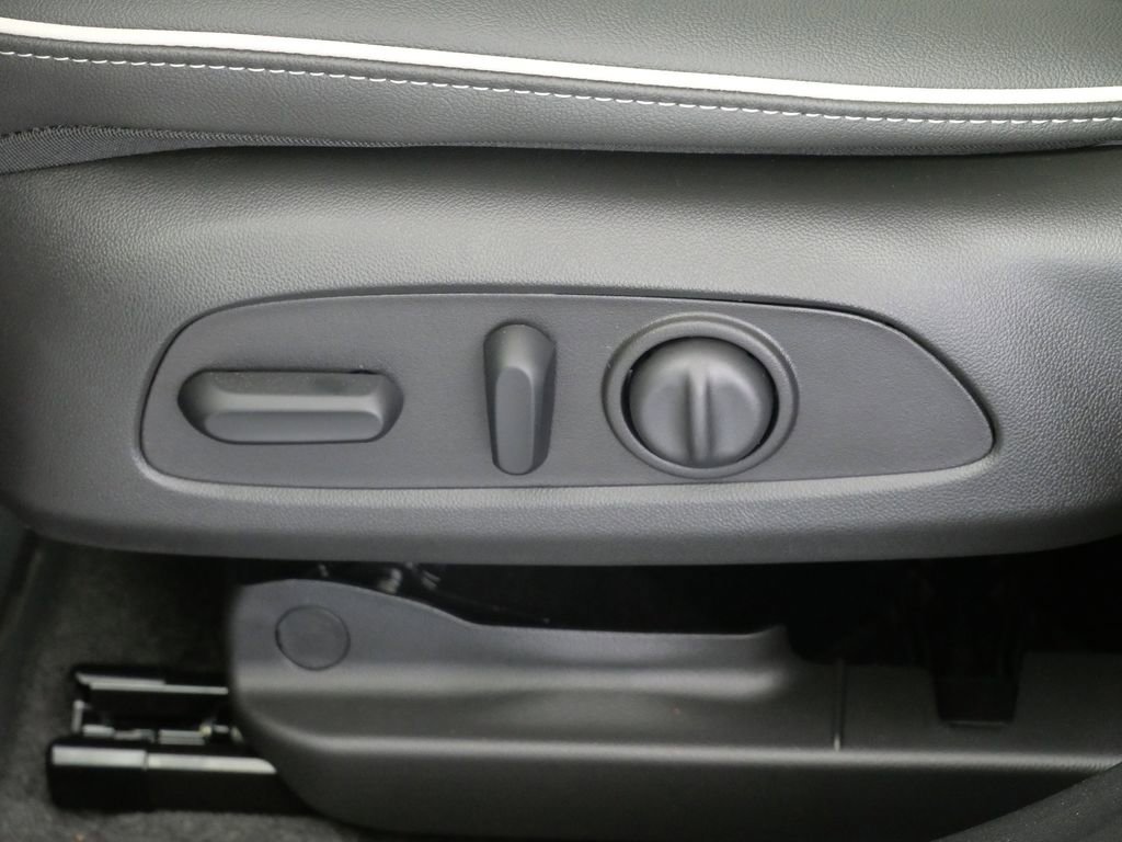 New 2026 Buick Envista Sport Touring w/ Studio Series FWD image 15