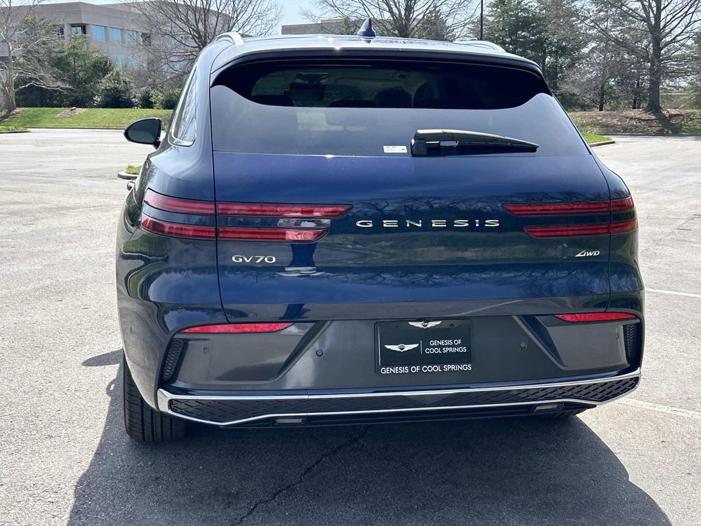 New 2026 Genesis GV70 2.5T Advanced image 6