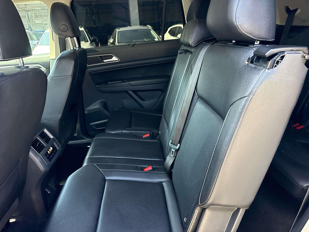 Used 2019 Volkswagen Atlas SE w/ Towing Package FWD image 12