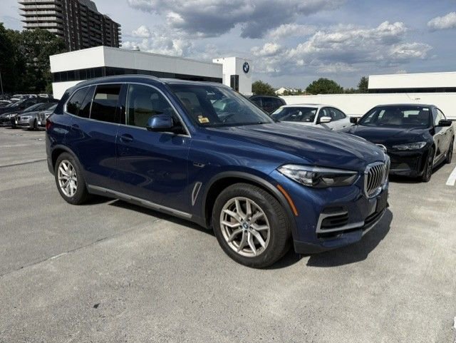 Used 2022 BMW X5 xDrive45e w/ Climate Comfort Package AWD/4WD image 2
