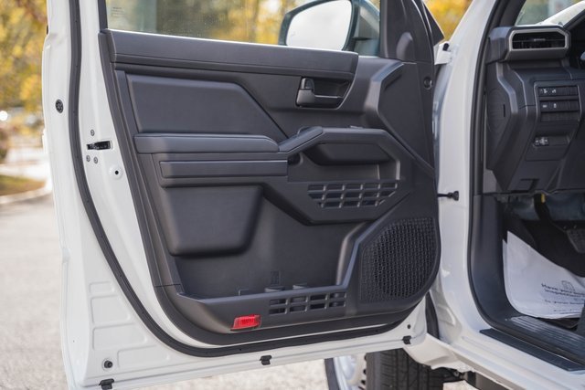 New 2025 Toyota Tacoma SR image 34