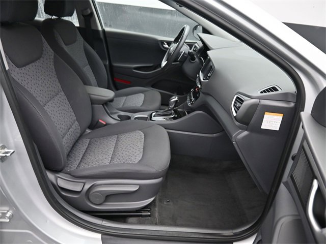 Used 2019 Hyundai Ioniq Plug-In Hybrid image 8