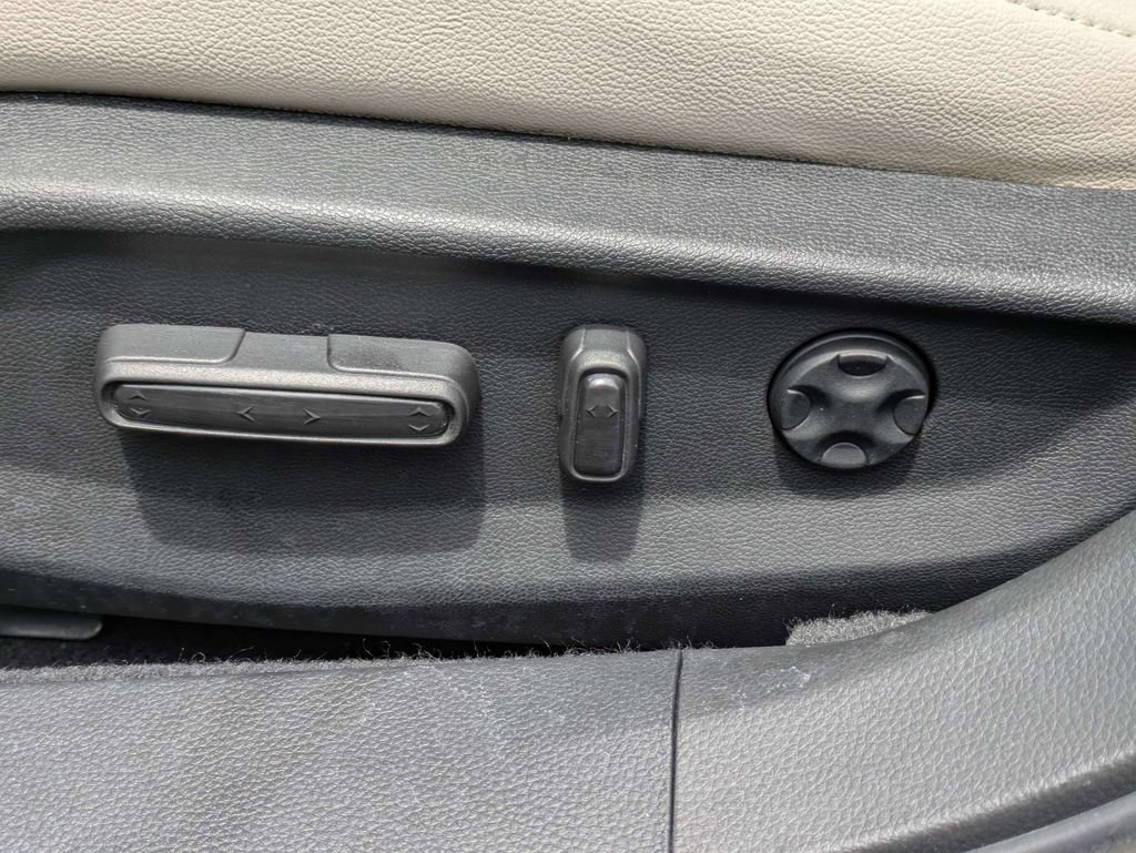 Used 2019 Honda Accord EX-L image 23