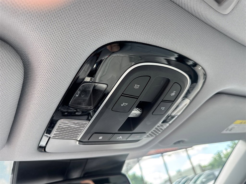 Used 2022 Hyundai Palisade SEL w/ 8P Bench Seat Package image 31