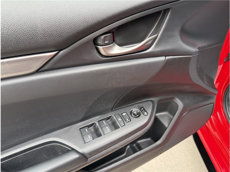 Used 2020 Honda Civic Sport image 16