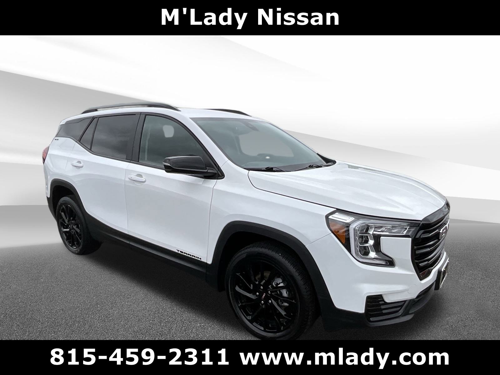 Used 2024 GMC Terrain SLE w/ Driver Convenience Package