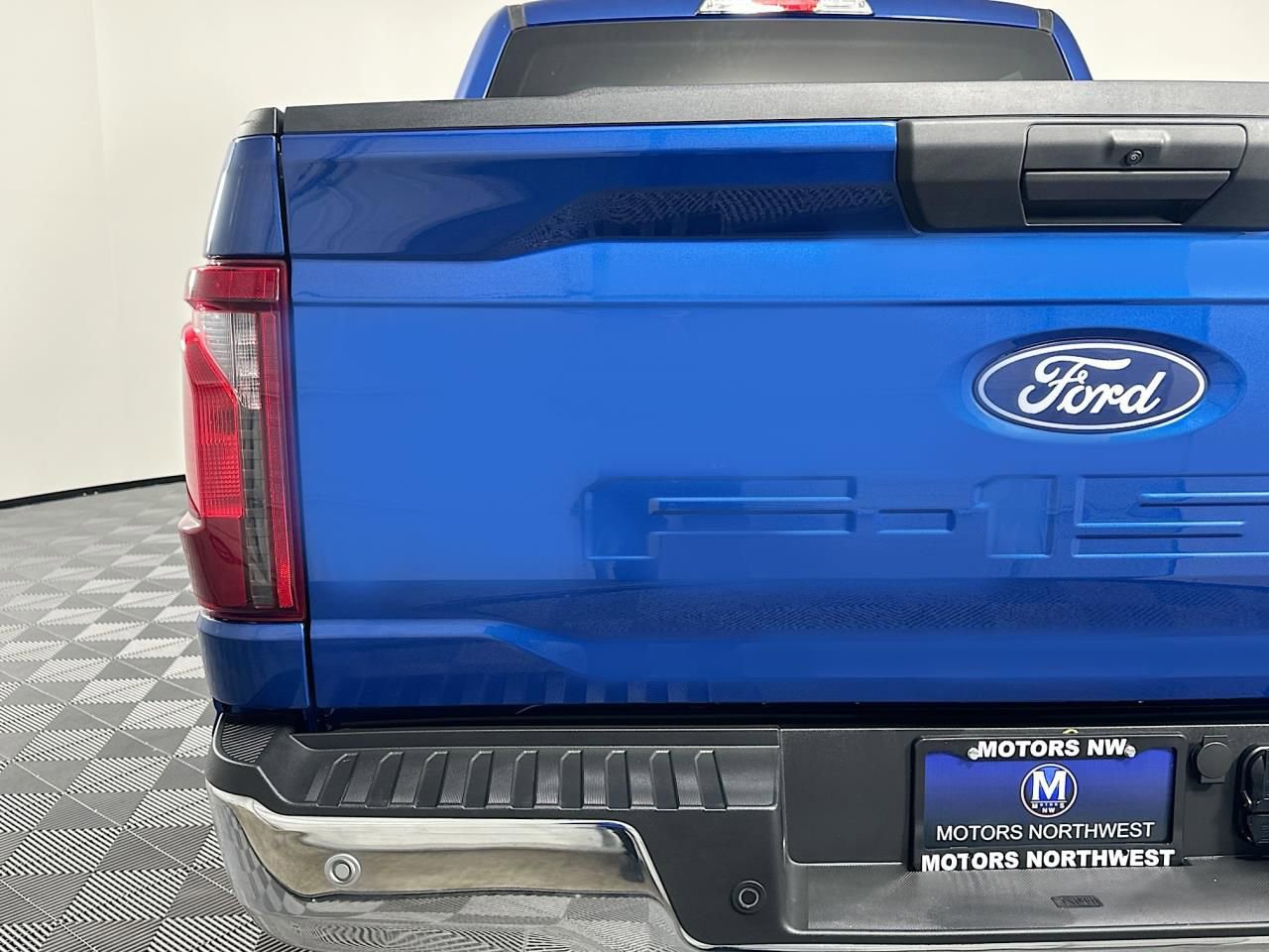 Used 2025 Ford F150 XLT w/ Equipment Group 301A Standard image 17