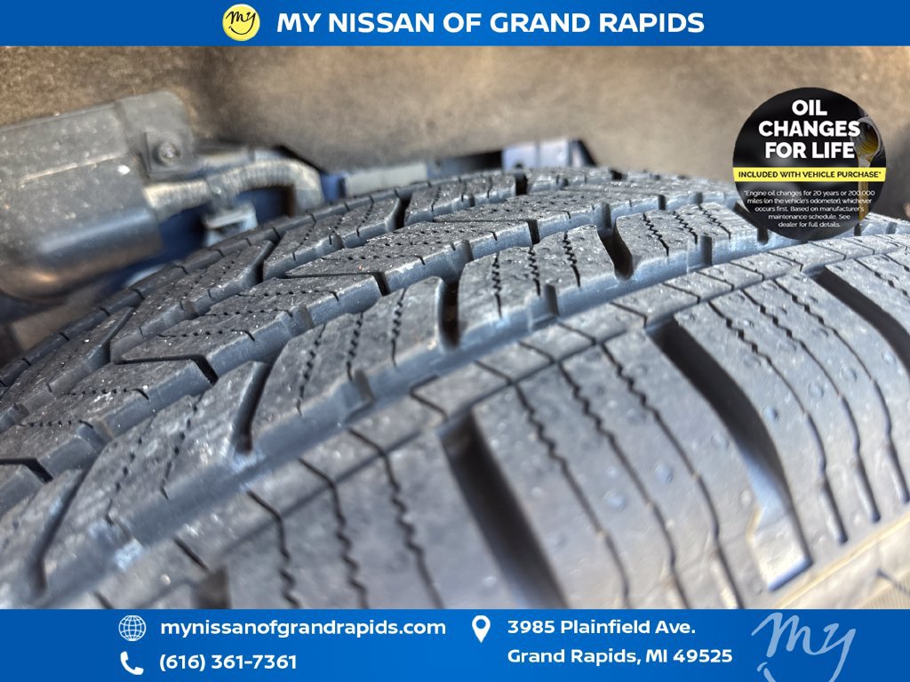 Used 2023 Nissan Rogue SV AWD/4WD image 35