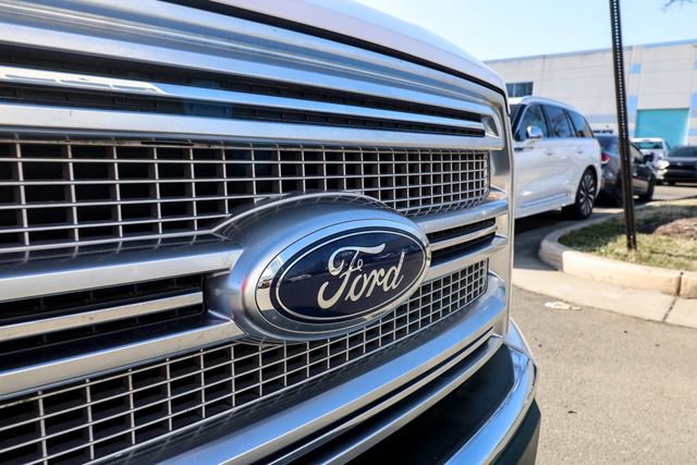 Used 2015 Ford F150 Platinum w/ Max Trailer Tow Package image 20