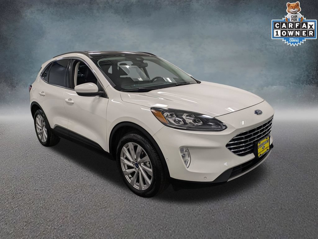 Used 2022 Ford Escape Titanium w/ Titanium Elite Package AWD/4WD image 3