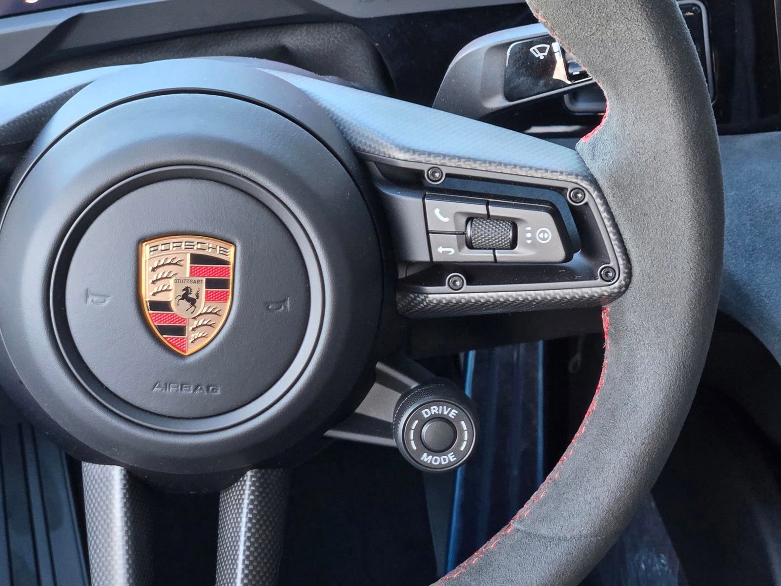 New 2026 Porsche Taycan GTS AWD/4WD image 17