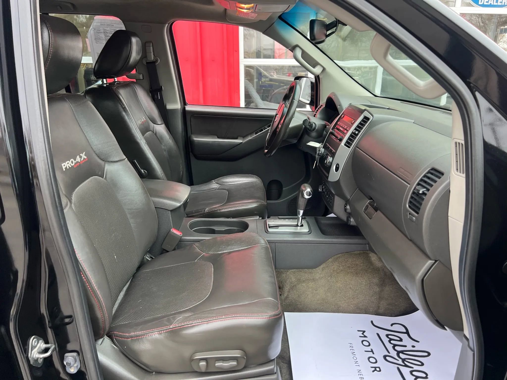 Used 2012 Nissan Frontier PRO-4X w/ Pro-4x Luxury Pkg image 14