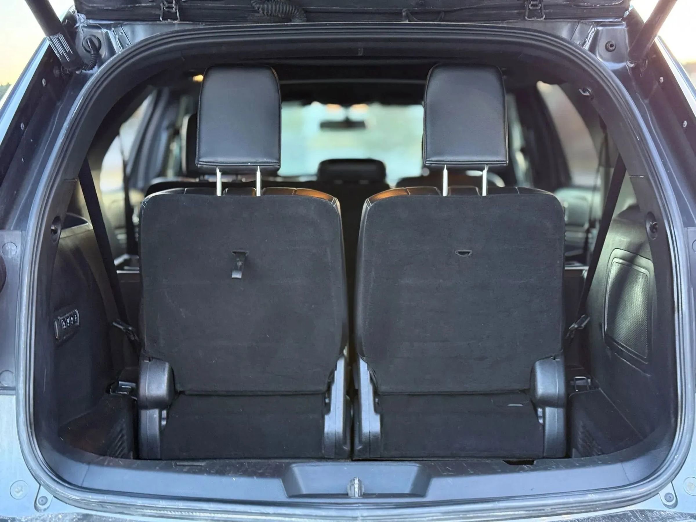 Used 2018 Ford Explorer Limited image 4