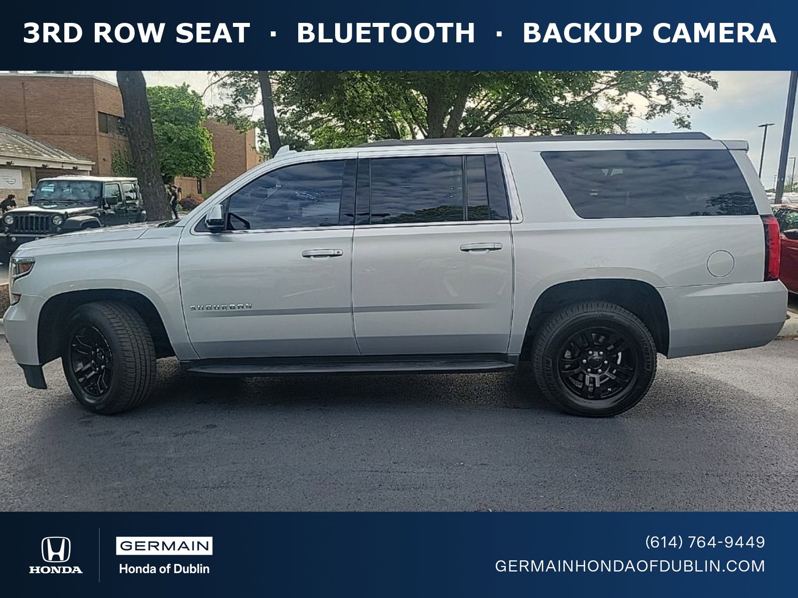 Used 2017 Chevrolet Suburban LS RWD image 1