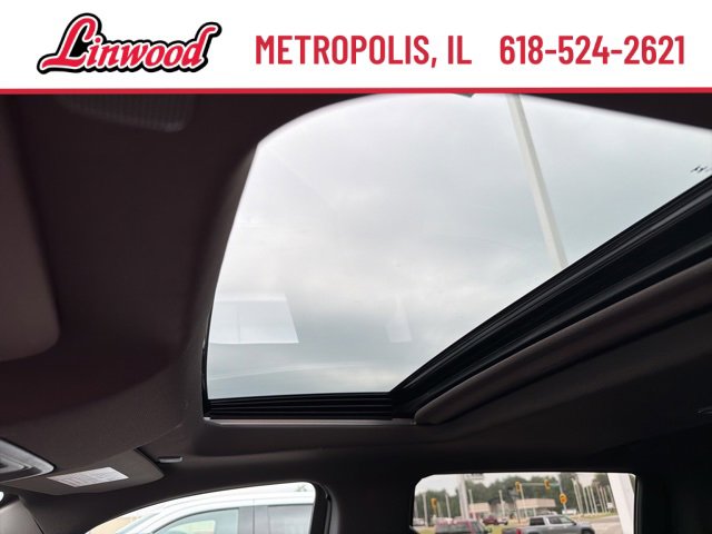 New 2026 GMC Sierra 1500 SLT w/ SLT Premium Plus Package image 3