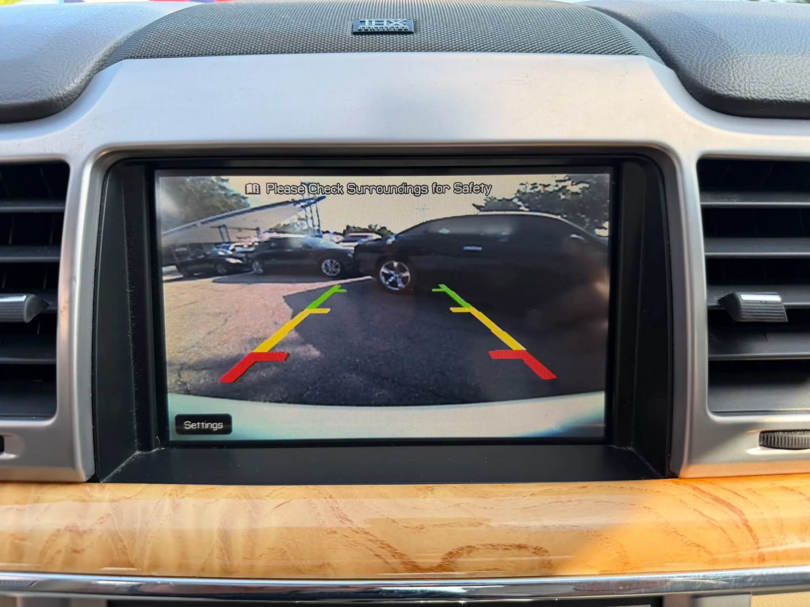 Used 2012 Lincoln MKZ FWD image 17