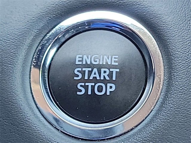 Used 2022 Toyota Highlander XLE image 12