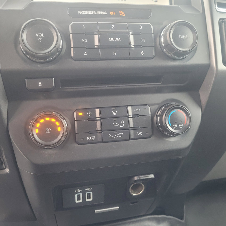 Used 2016 Ford F150 XLT w/ Equipment Group 301A Mid image 22