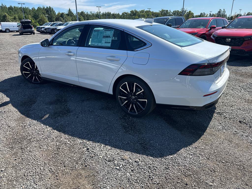 New 2026 Honda Accord Hybrid Touring image 5