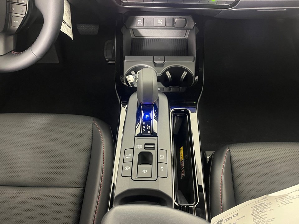 New 2026 Toyota Prius Plug-In Hybrid image 17