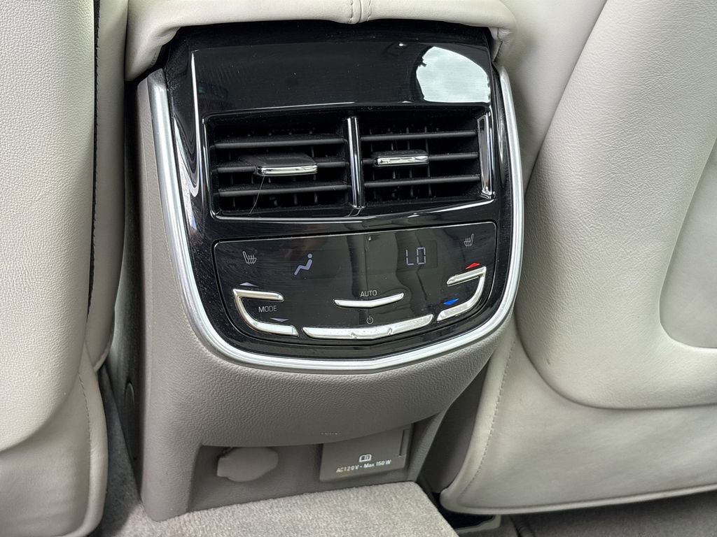 Used 2016 Cadillac XTS Platinum FWD image 23