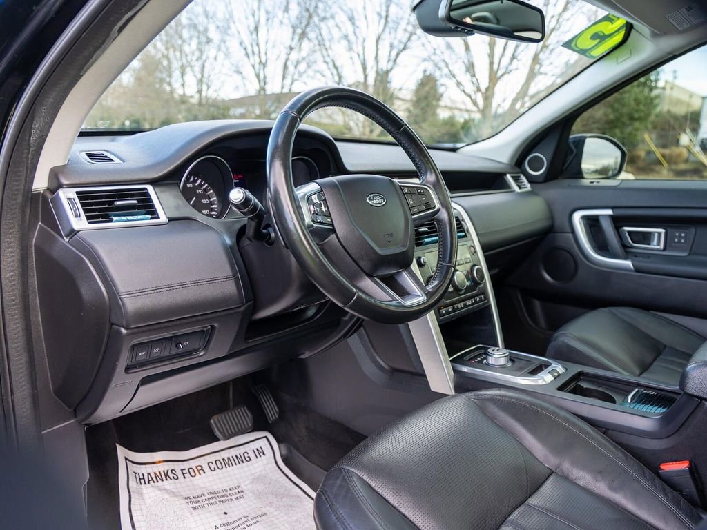 Used 2015 Land Rover Discovery Sport HSE AWD/4WD image 10