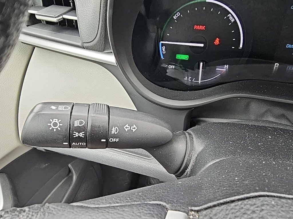 Used 2024 Toyota Sienna XLE image 11