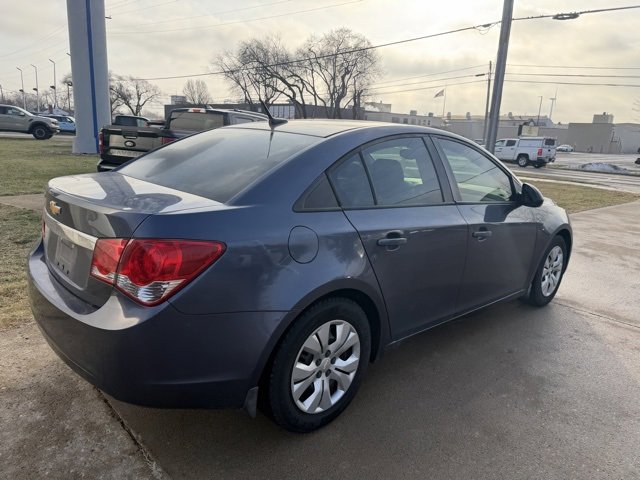 Used 2014 Chevrolet Cruze LS image 5
