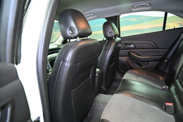 Used 2016 Chevrolet Malibu LT image 41