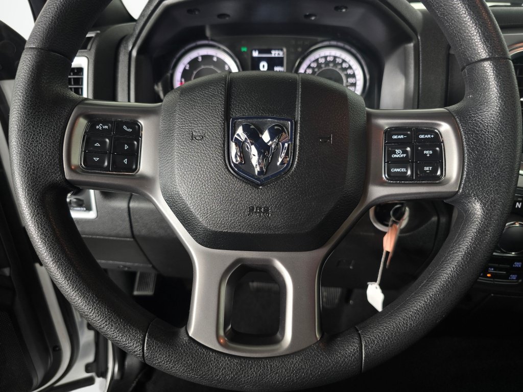 Used 2024 RAM 1500 Warlock AWD/4WD image 17