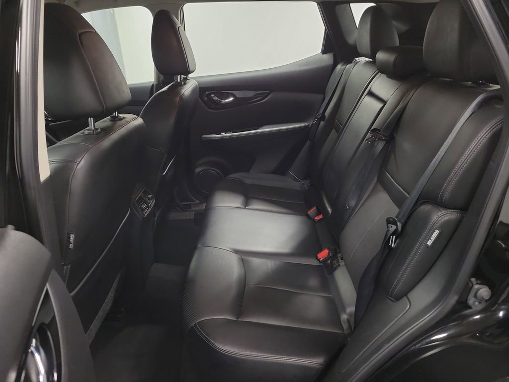 Used 2022 Nissan Rogue Sport SL image 21