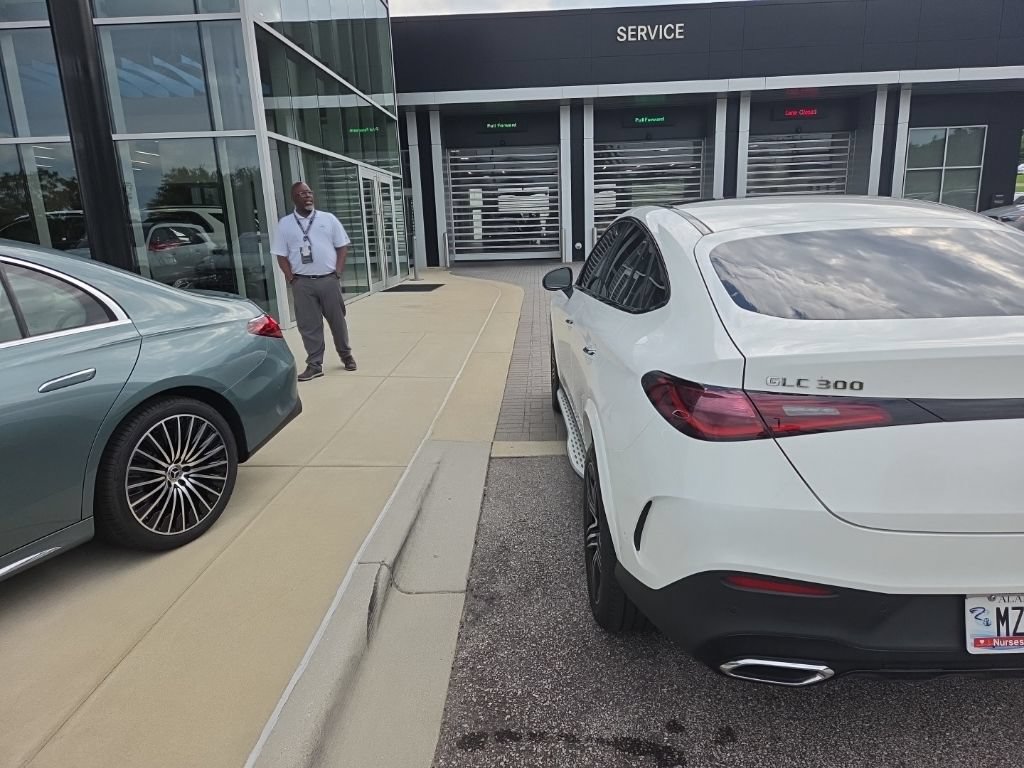 Certified 2024 Mercedes-Benz GLC 300 4MATIC image 7