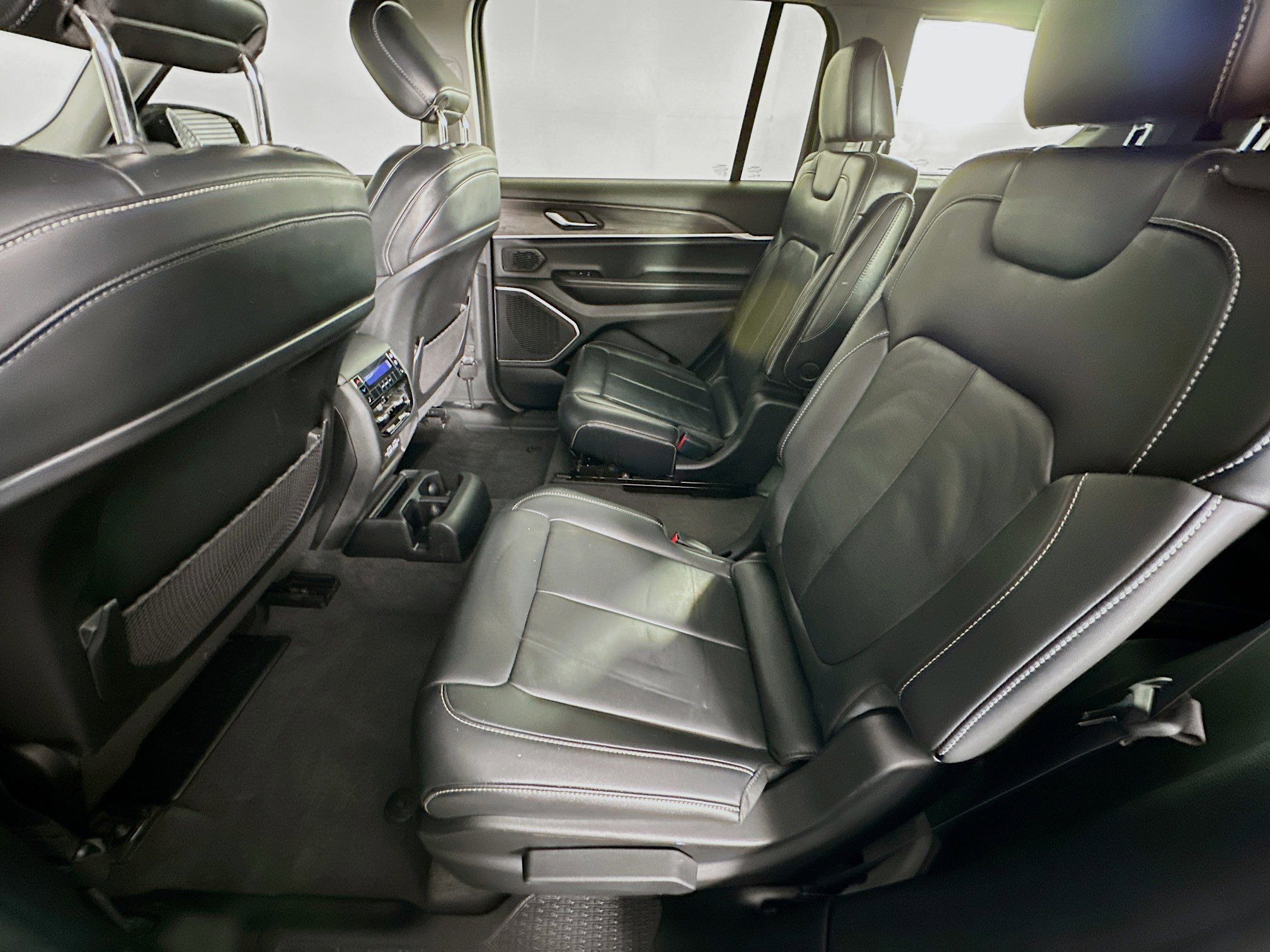 Used 2021 Jeep Grand Cherokee L Limited image 29