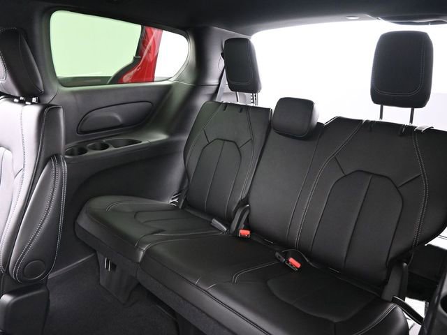 New 2026 Chrysler Voyager LX image 16
