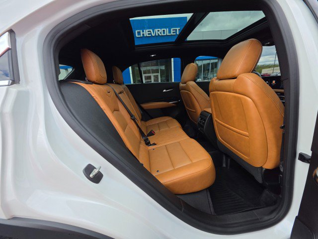 Used 2024 Cadillac XT4 Premium Luxury AWD/4WD image 18