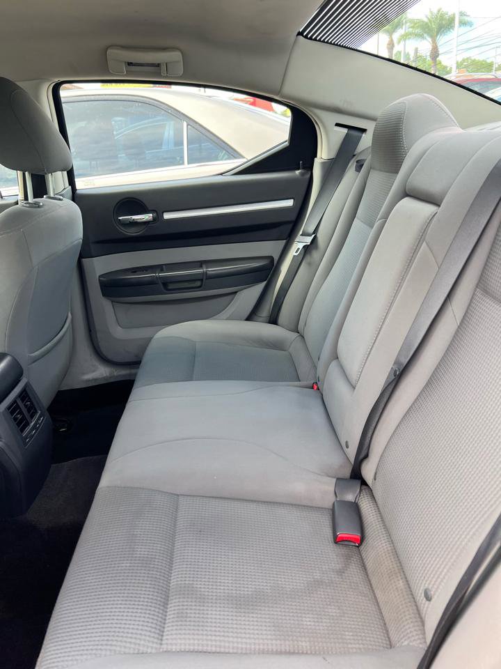 Used 2008 Dodge Charger SE RWD image 5