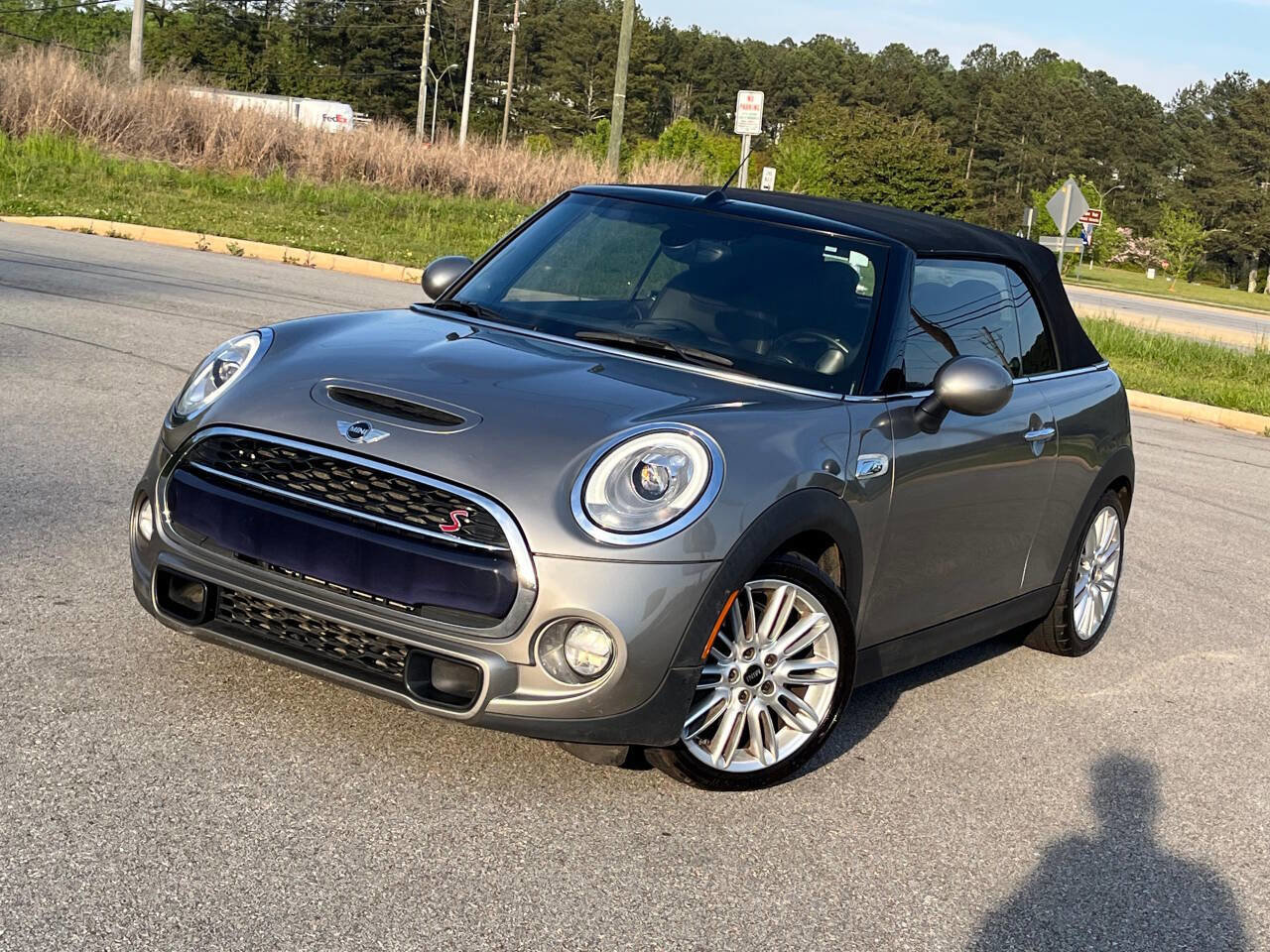 Used 2017 MINI Cooper S image 1