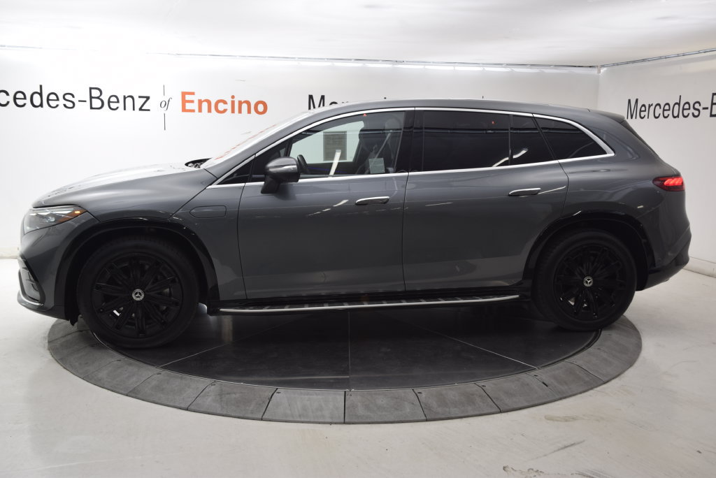 Certified 2023 Mercedes-Benz EQS 580 4MATIC SUV image 3