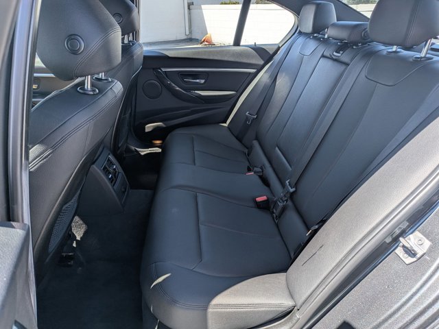 Used 2017 BMW 330i Sedan image 19