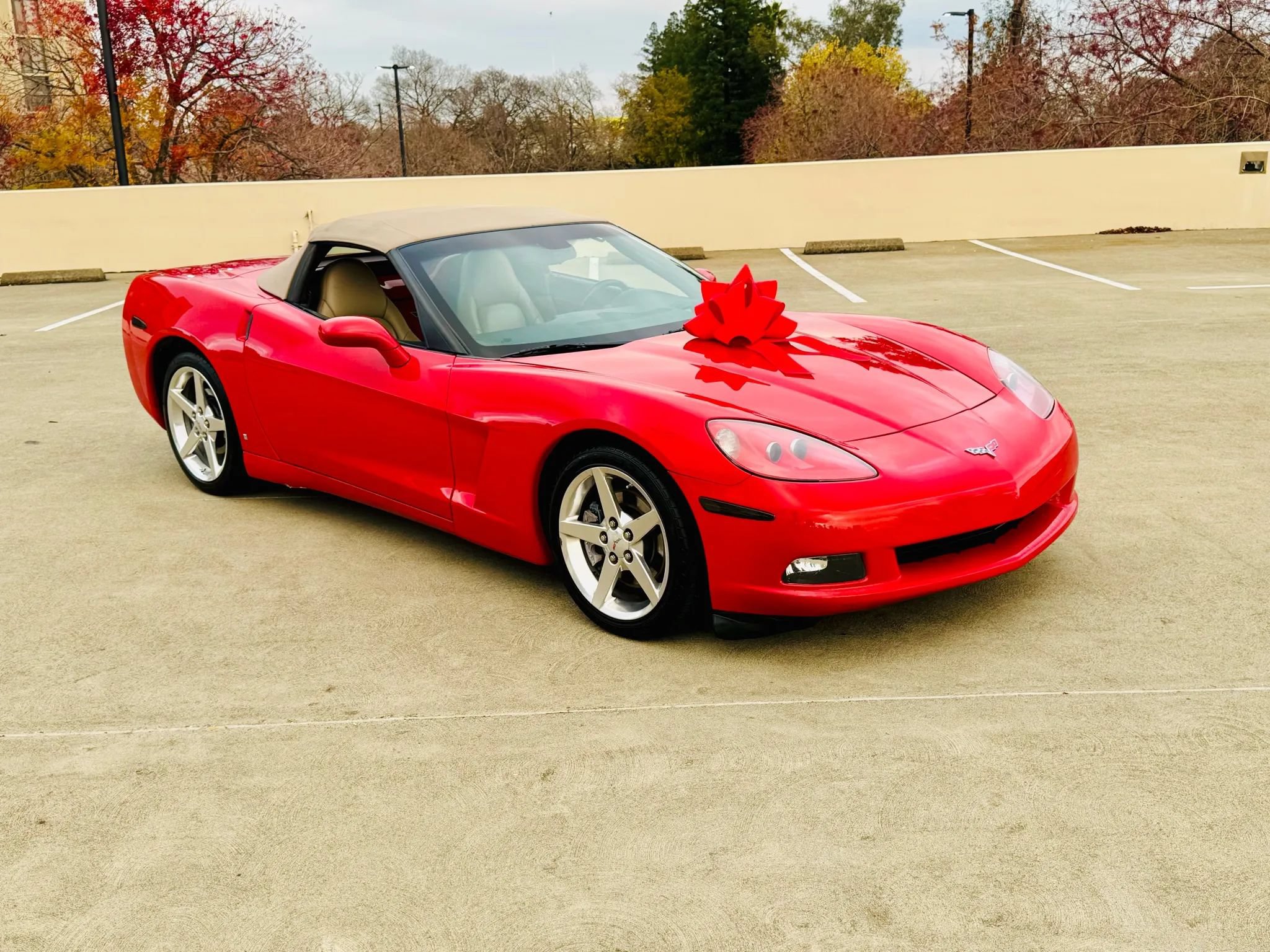 Used 2006 Chevrolet Corvette Convertible w/ Preferred Equipment Group RWD image 43